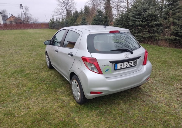 Toyota Yaris cena 24500 przebieg: 168300, rok produkcji 2013 z Świdnik małe 154